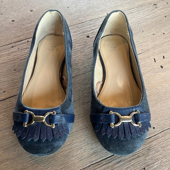 Unused Janie & Jack Navy Suede Girl’s Flats - Size 12 - Picture 1 of 3